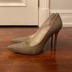 Stuart Weitzman gold sparkly point toe heel